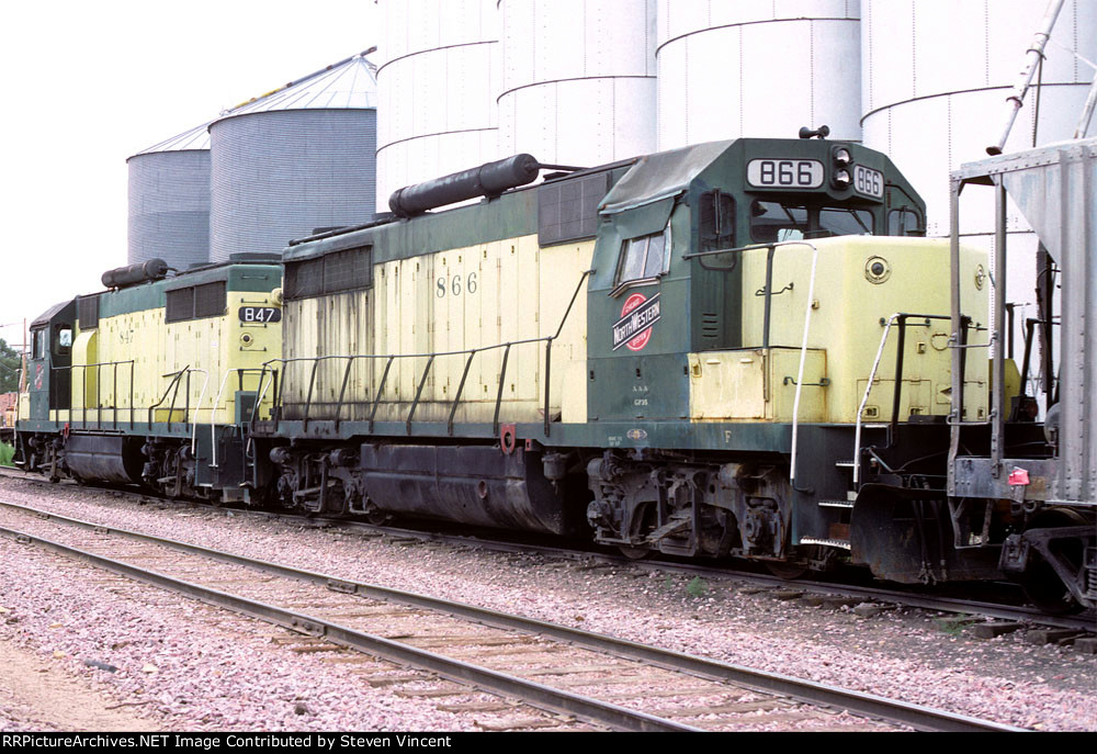 Chicago & Northwestern GP35's #866 & #847 were involved in some kind of incident.